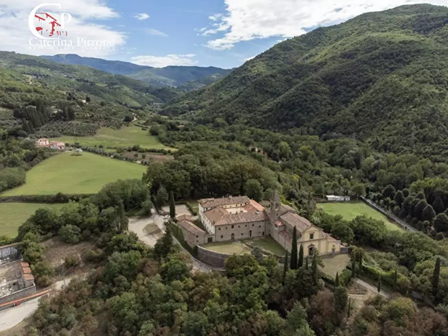 Immagine 12 di Albergo/B&B/Residence in vendita  in frazione San Detole a Dicomano