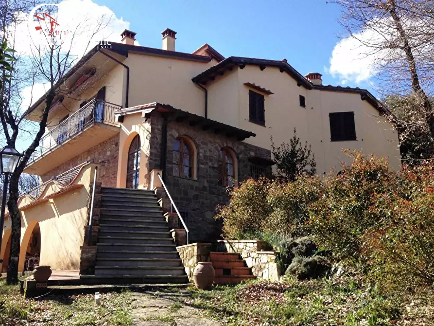 Immagine 4 di Villa in vendita  in località Montecucco a Rignano Sull'arno