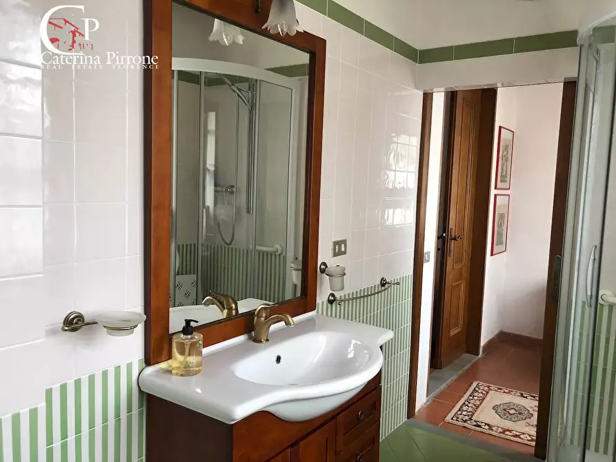 Immagine 35 di Villa in vendita  in località Montecucco a Rignano Sull'arno