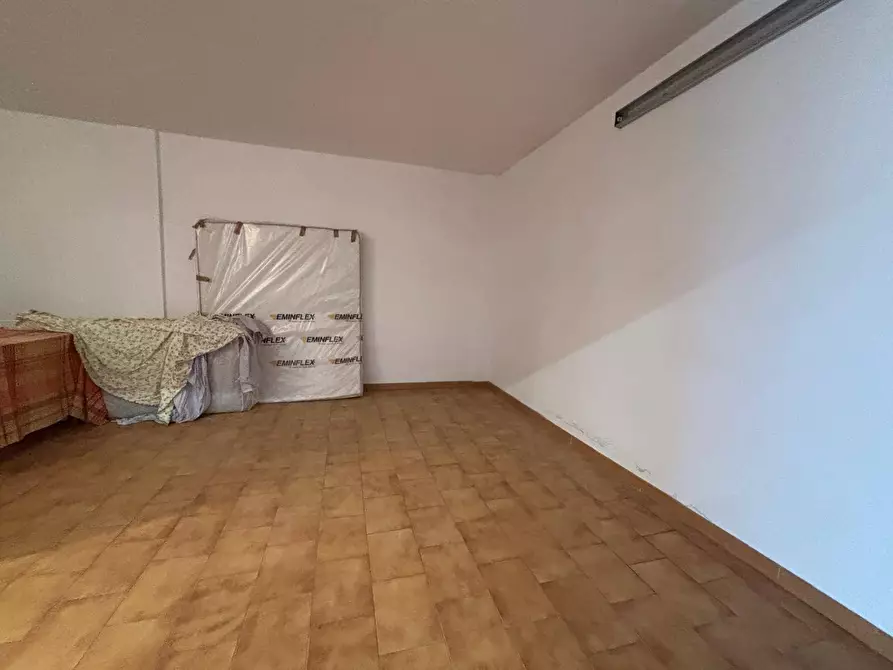 Immagine 27 di Appartamento in vendita  in via Ermenegildo Santoni 10 a Londa