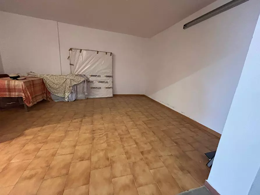 Immagine 28 di Appartamento in vendita  in via Ermenegildo Santoni 10 a Londa