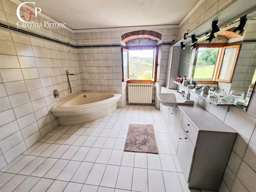 Immagine 39 di Villa in vendita  in via dello Stracchino 10 a Pontassieve