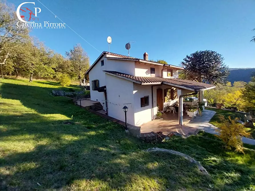 Immagine 1 di Villa in vendita  in via Poggio alla Cuna snc a Londa