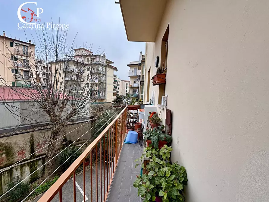 Immagine 6 di Appartamento in vendita  in via Uguccione Della Faggiola 20 a Firenze