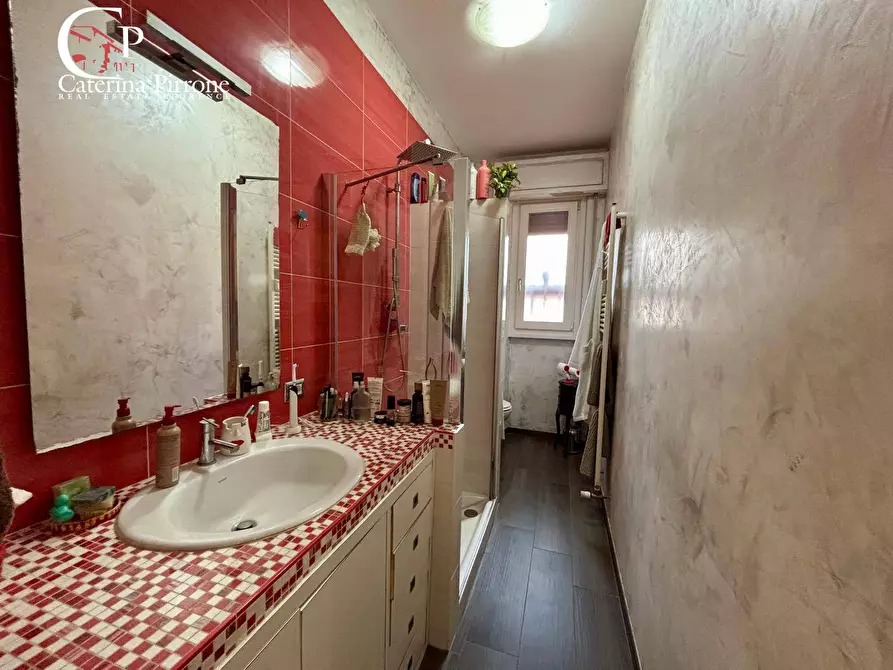 Immagine 16 di Appartamento in vendita  in via Uguccione Della Faggiola 20 a Firenze