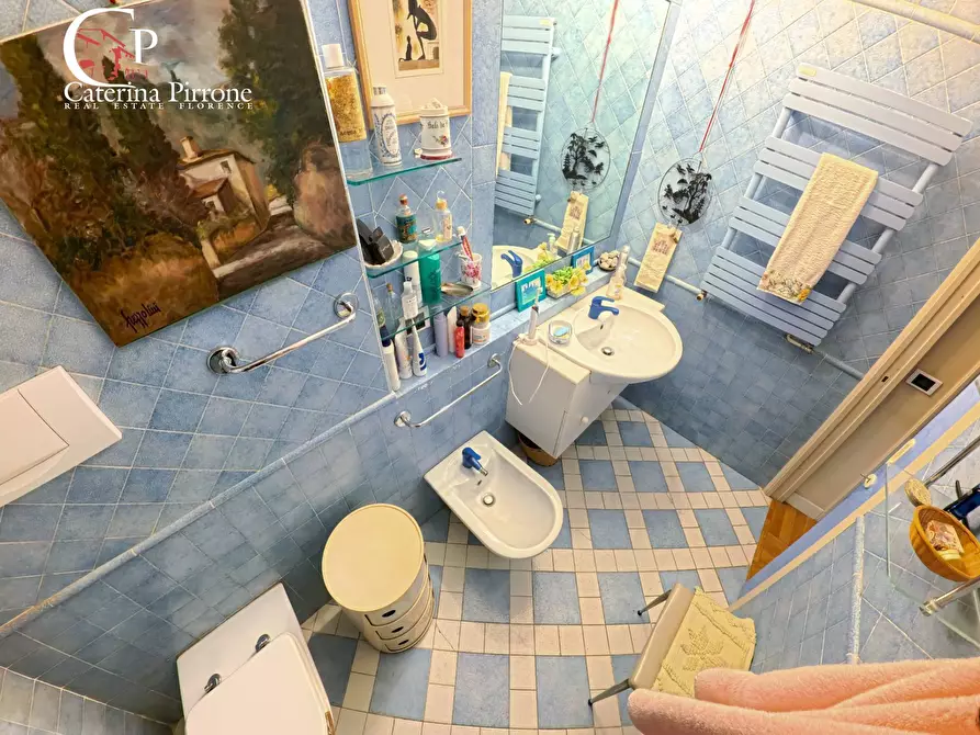 Immagine 23 di Appartamento in vendita  in via Venezia 10 a Firenze