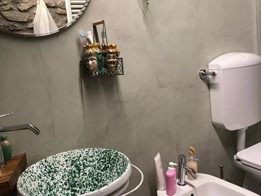 Immagine 31 di Appartamento in vendita  in via Borgovecchio 39 a Stia