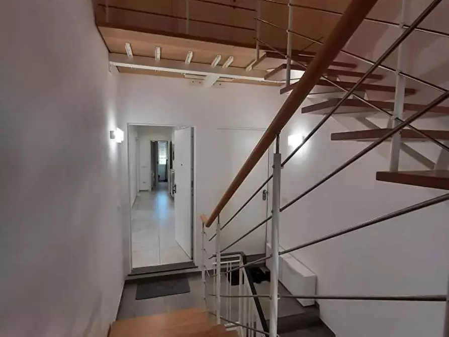 Immagine 29 di Appartamento in vendita  in Via Enrico Dandolo 10 a Cecina