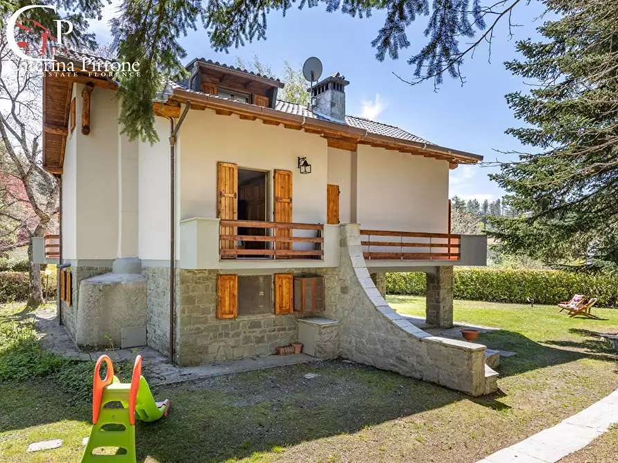 Immagine 10 di Villa in vendita  in via Castelnuovo 1 a Londa