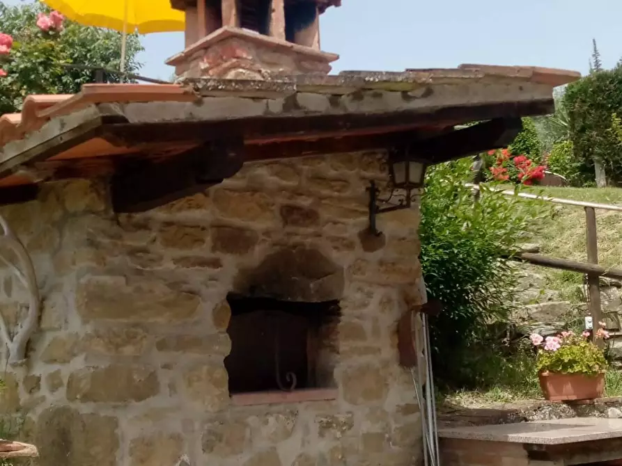 Immagine 2 di Villa in vendita  in frazione Vicorati snc a Dicomano