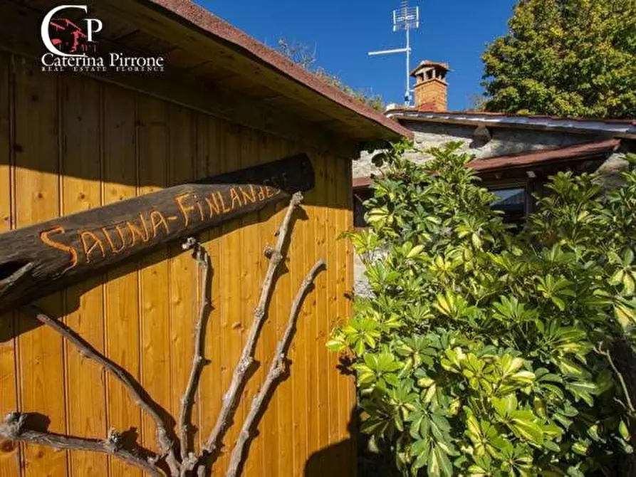 Immagine 6 di Villa in vendita  in frazione Vicorati snc a Dicomano