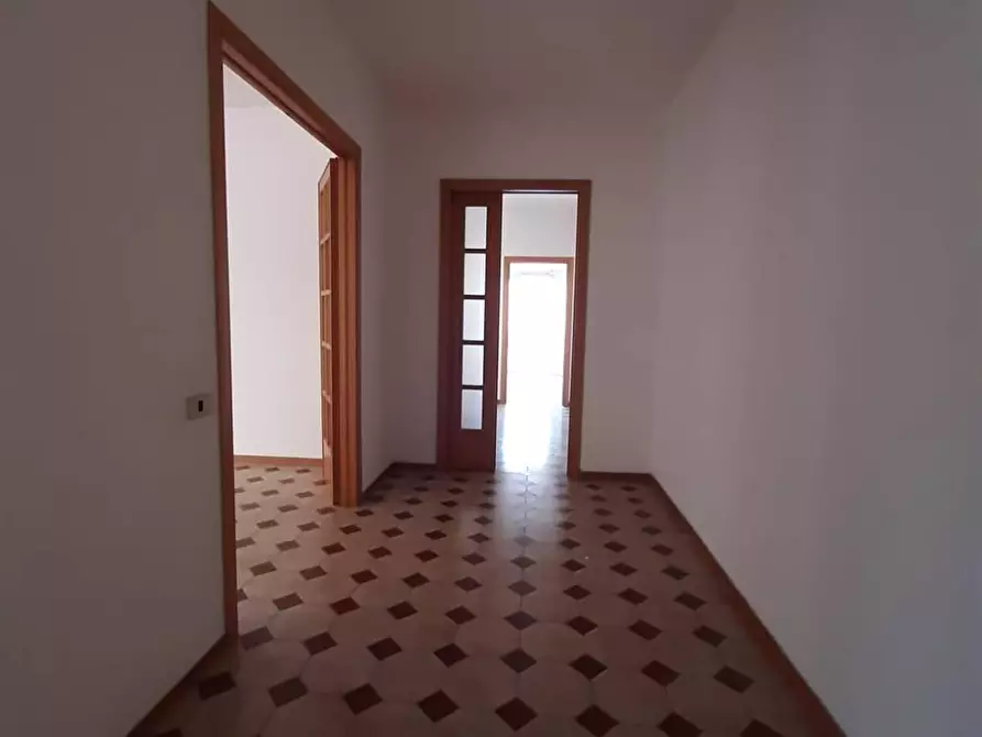 Immagine 9 di Appartamento in vendita  in Via Arno 12 a Cecina