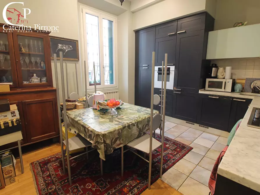 Immagine 6 di Appartamento in vendita  in viale dei Mille 31 a Firenze