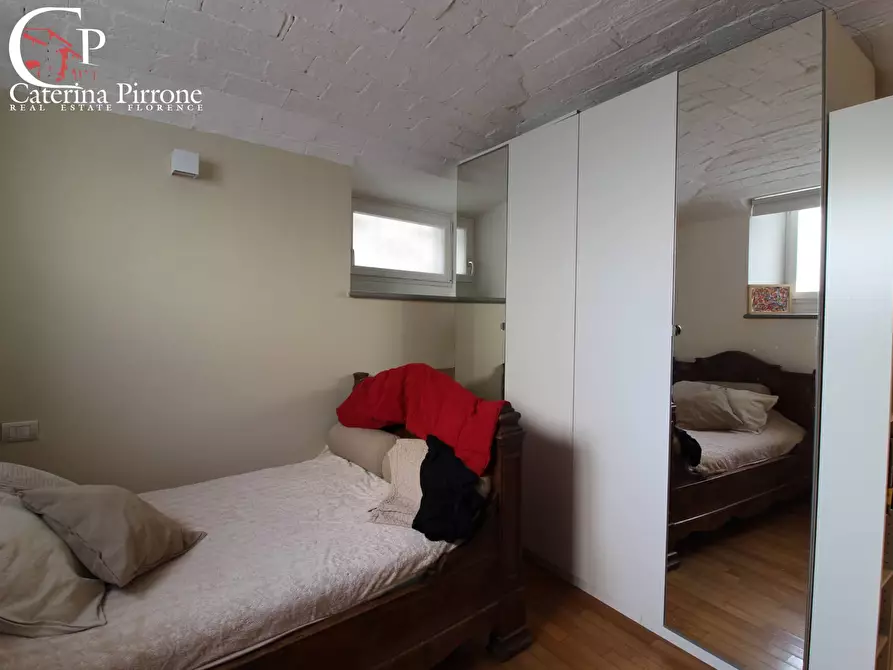 Immagine 30 di Appartamento in vendita  in viale dei Mille 31 a Firenze