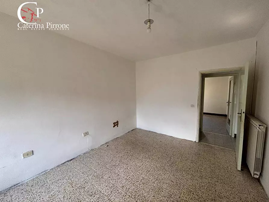 Immagine 8 di Appartamento in vendita  in PIAZZA CAVALCANTI 1 a Londa