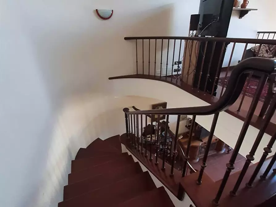 Immagine 38 di Casa indipendente in vendita  in via Metauro 10 a Cecina