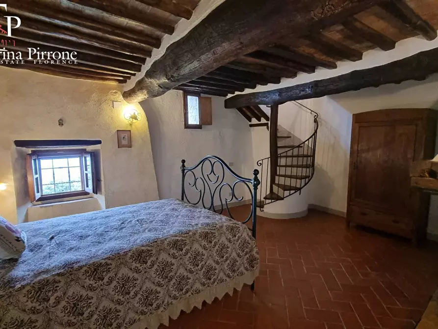 Immagine 11 di Appartamento in vendita  in via 4 Novembre 32 a Bucine