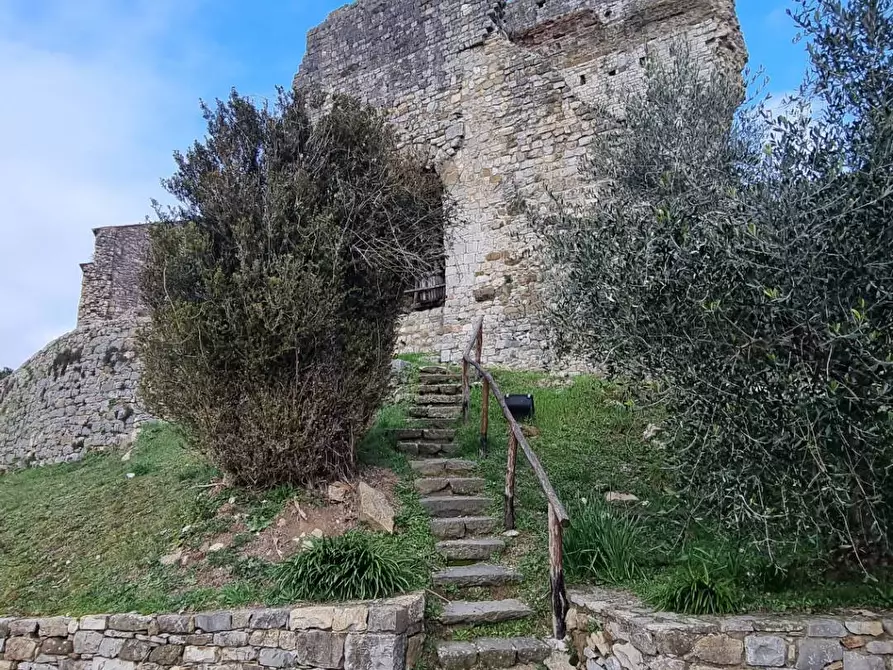 Immagine 34 di Appartamento in vendita  in via 4 Novembre 32 a Bucine