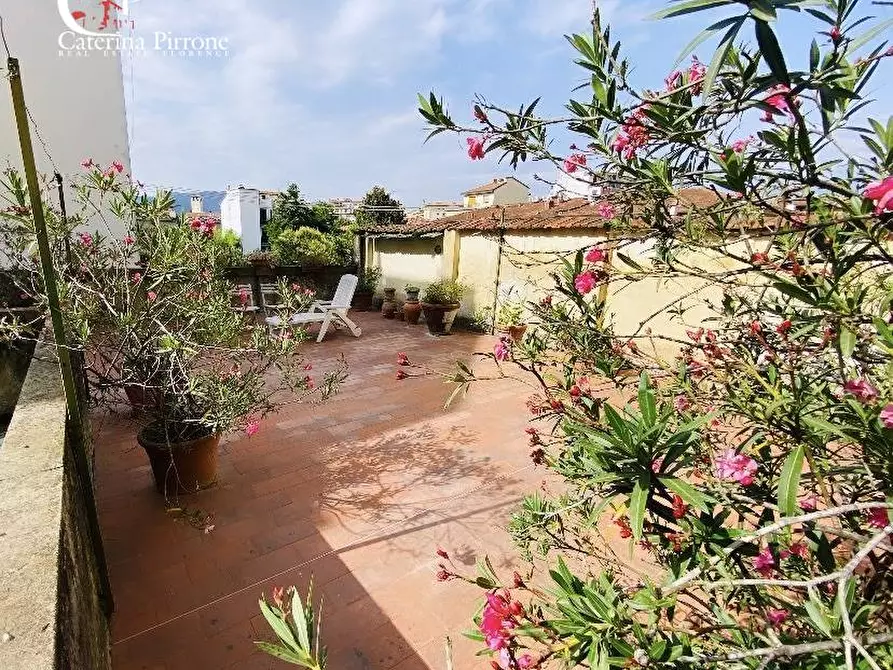 Immagine 5 di Appartamento in vendita  in via della Cernaia 40 a Firenze