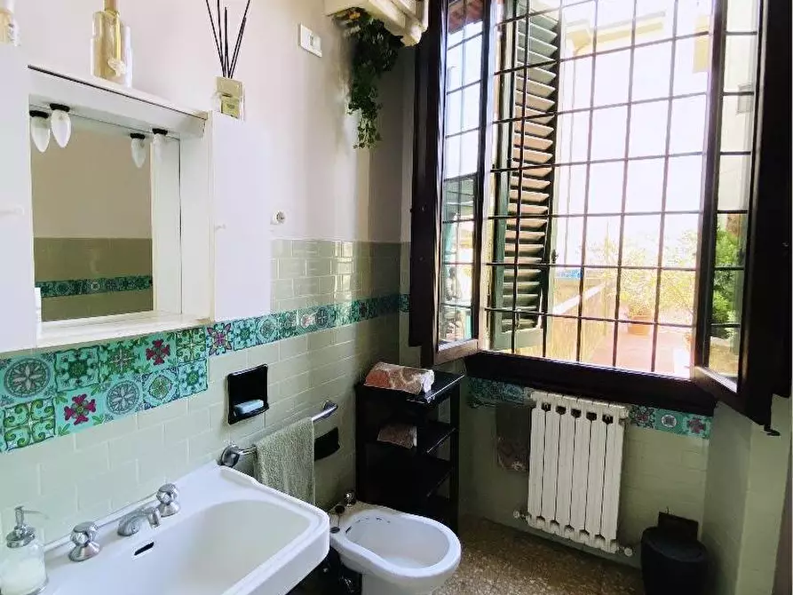 Immagine 29 di Appartamento in vendita  in via della Cernaia 40 a Firenze
