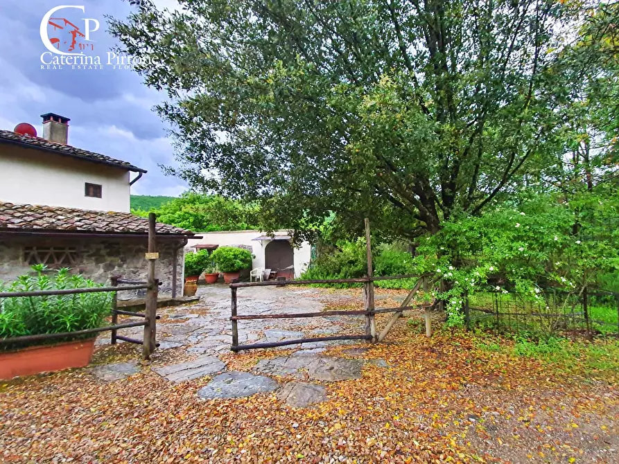 Immagine 6 di Rustico / casale in vendita  in via di Valle a Pontassieve