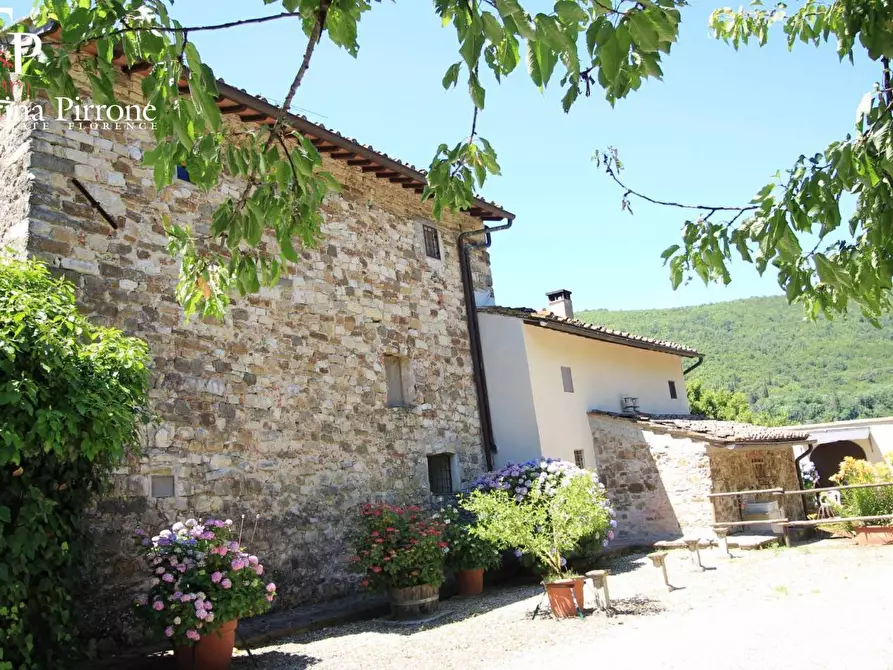 Immagine 16 di Rustico / casale in vendita  in via di Valle a Pontassieve