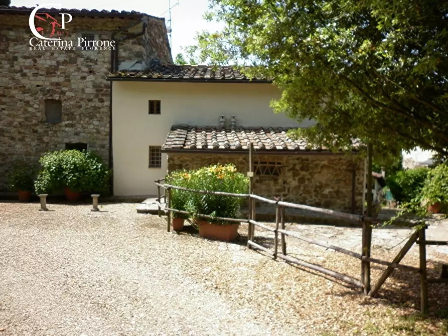 Immagine 22 di Rustico / casale in vendita  in via di Valle a Pontassieve