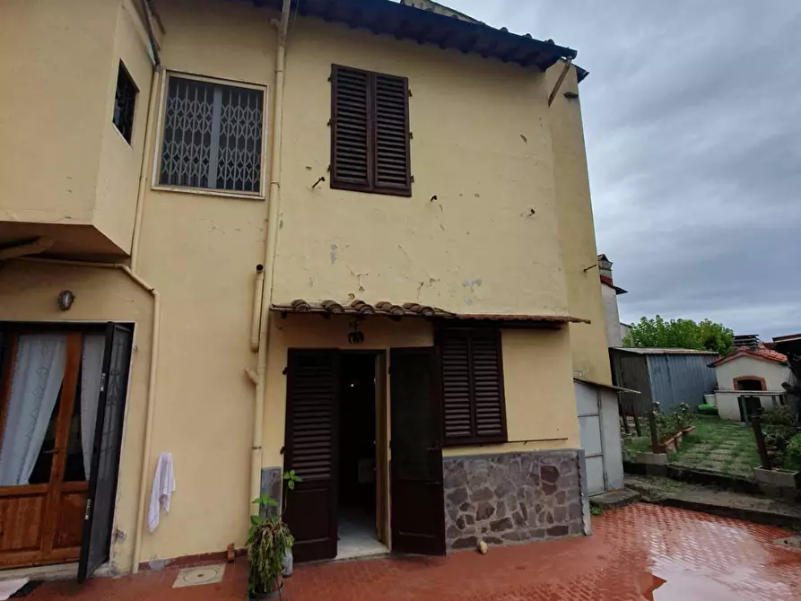 Immagine 4 di Casa indipendente in vendita  in via di Peretola 190 a Firenze