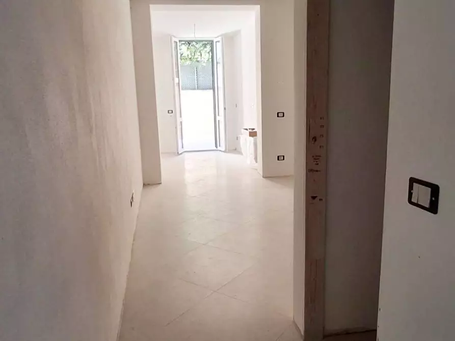 Immagine 2 di Appartamento in vendita  in via Lungo Il Mugnone 36 a Firenze