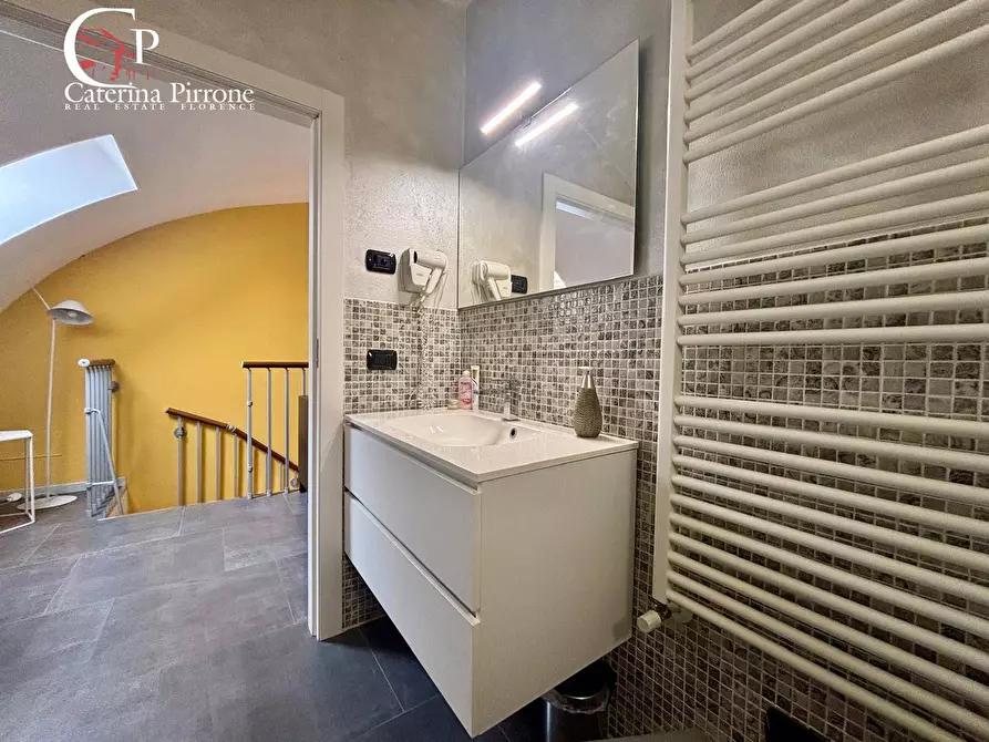 Immagine 17 di Appartamento in vendita  in Via Baracca 141 a Firenze