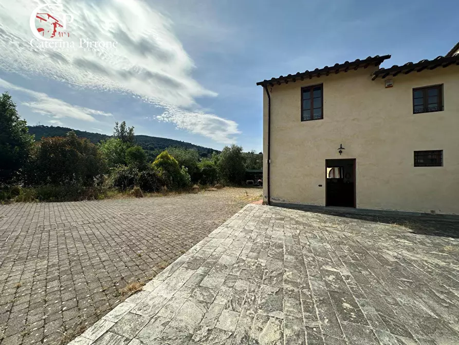 Immagine 12 di Rustico / casale in vendita  in Via della Martellina 10 a Fiesole