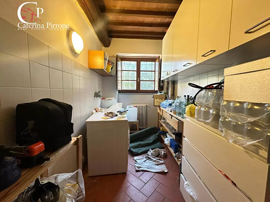 Immagine 18 di Rustico / casale in vendita  in Via della Martellina 10 a Fiesole