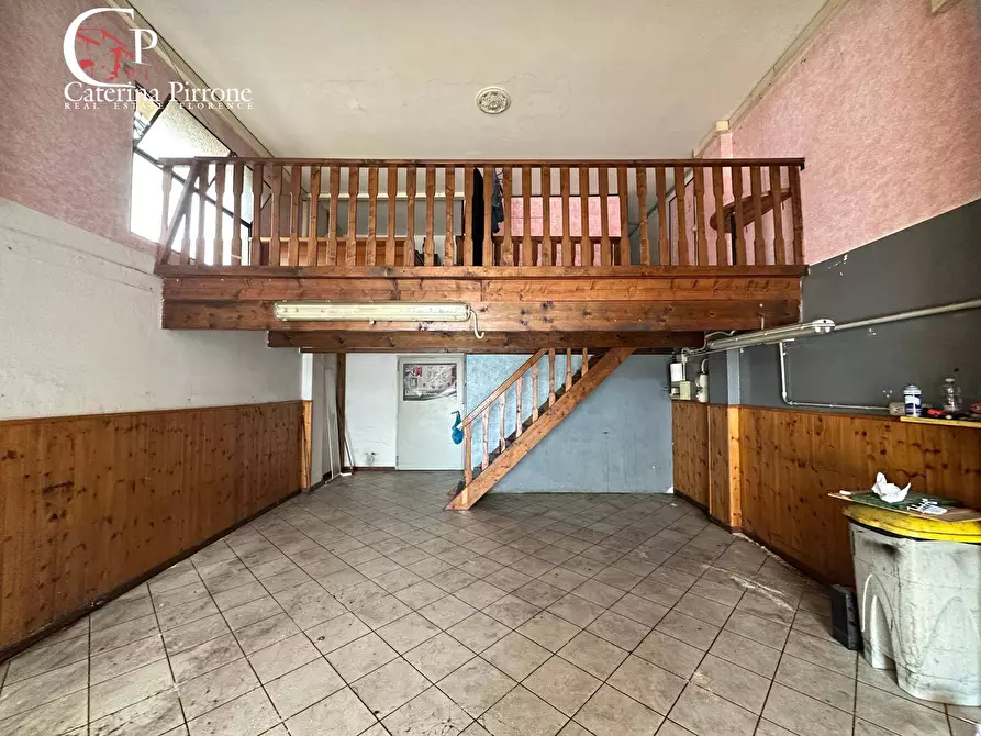 Immagine 4 di Laboratorio in affitto  in via delle Gore 1 a Firenze