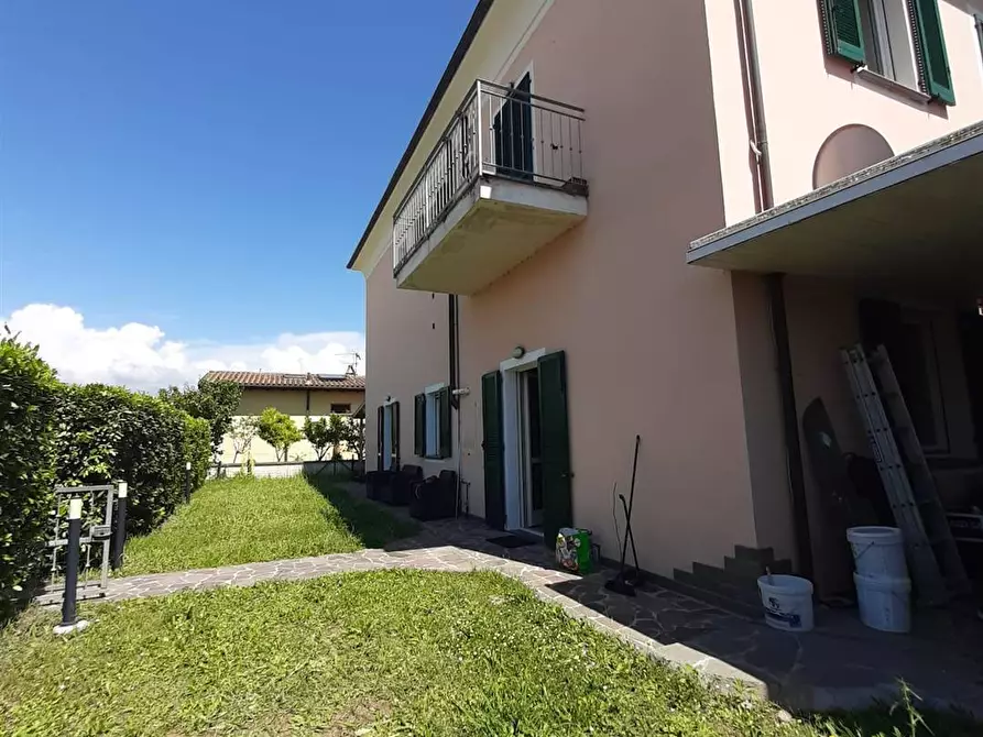 Immagine 3 di Appartamento in vendita  in viale Italia 100 a Rosignano Marittimo