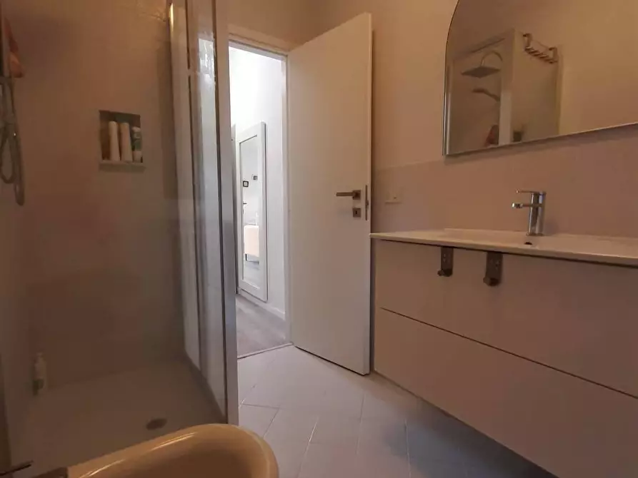 Immagine 22 di Appartamento in vendita  in via Carlo Ginori 40 a Cecina