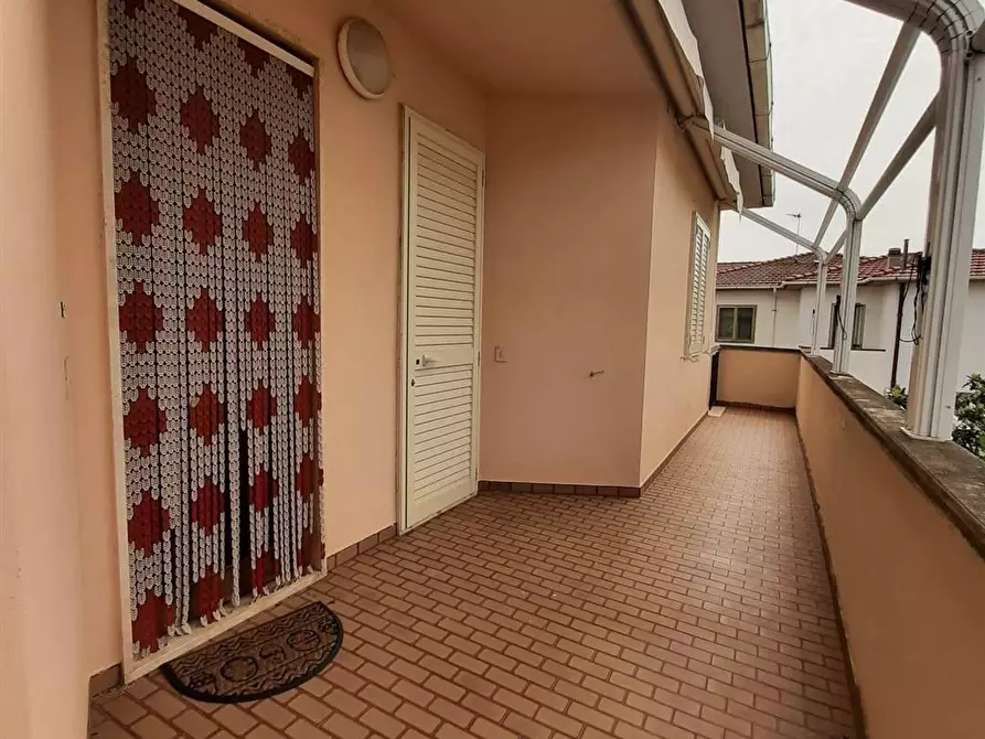 Immagine 6 di Appartamento in vendita  in via Carlo Ginori 40 a Cecina