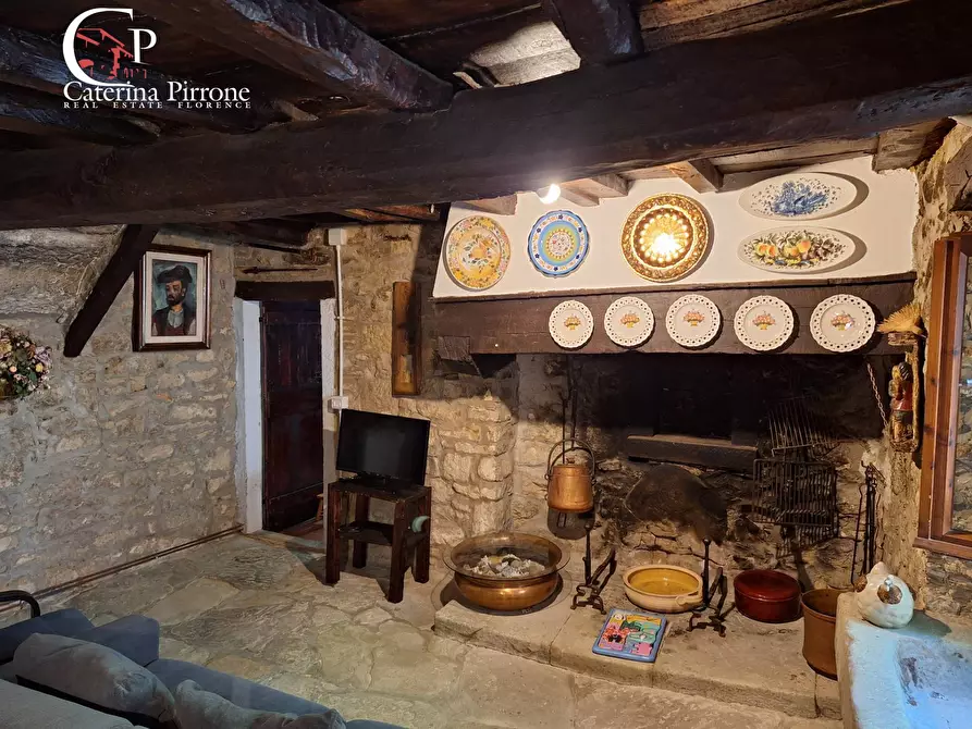 Immagine 31 di Rustico / casale in vendita  in via del Masso 2 a Londa