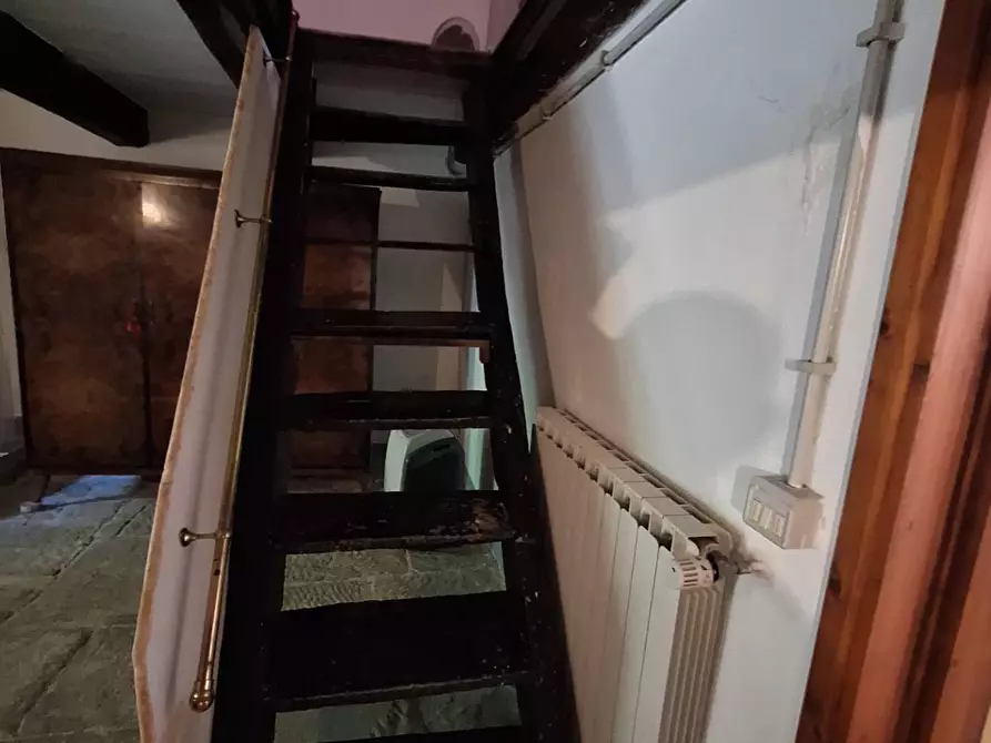 Immagine 35 di Rustico / casale in vendita  in via del Masso 2 a Londa