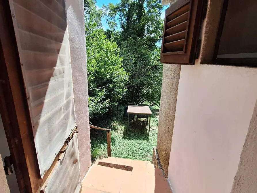 Immagine 37 di Rustico / casale in vendita  in via del Masso 2 a Londa