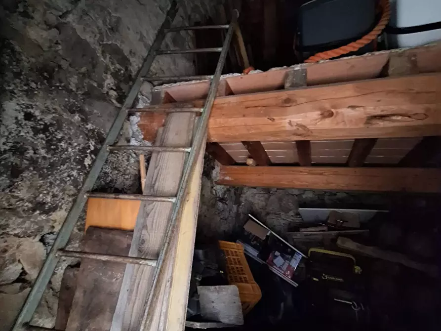 Immagine 51 di Rustico / casale in vendita  in via del Masso 2 a Londa