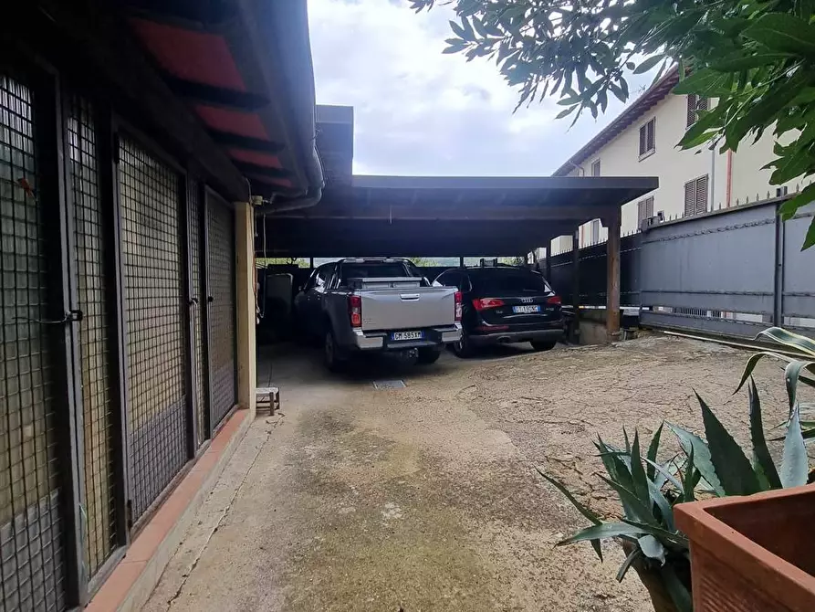 Immagine 40 di Villa in vendita  in via della Fornace 10 a Fiesole