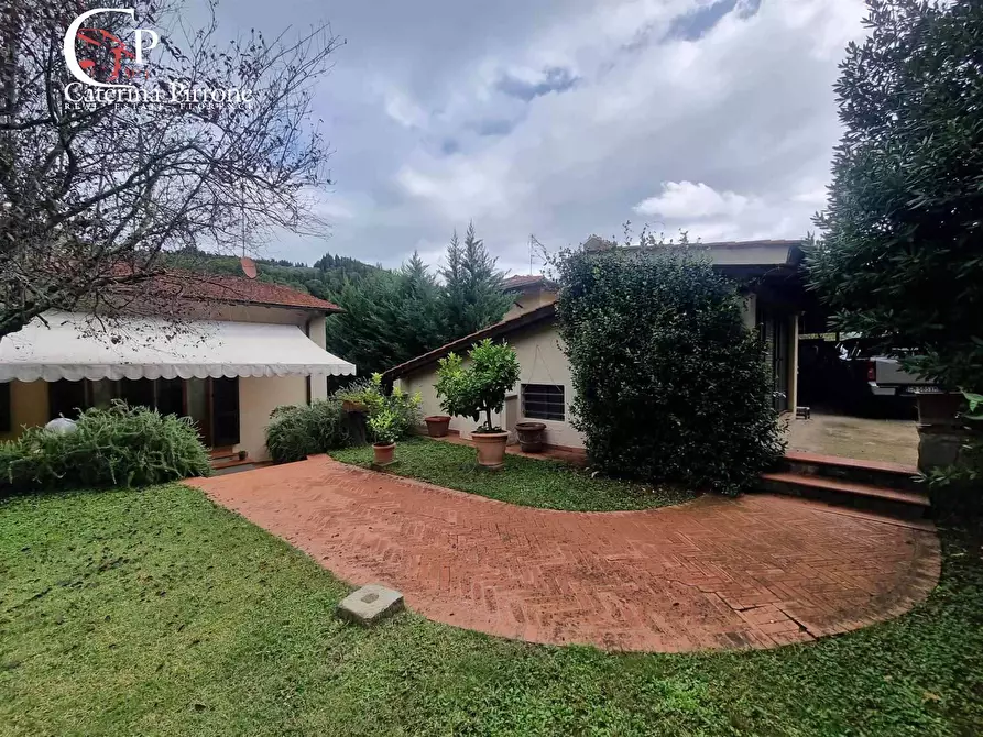 Immagine 1 di Villa in vendita  in via della Fornace 10 a Fiesole