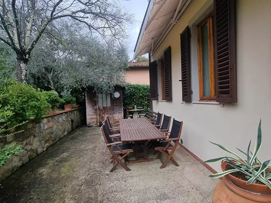Immagine 2 di Villa in vendita  in via della Fornace 10 a Fiesole