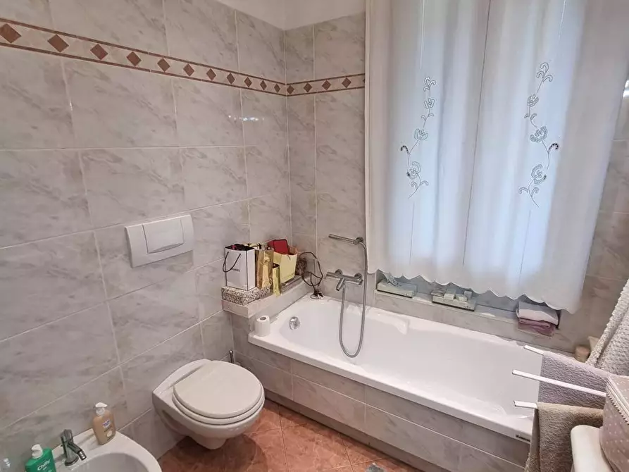 Immagine 36 di Villa in vendita  in via della Fornace 10 a Fiesole