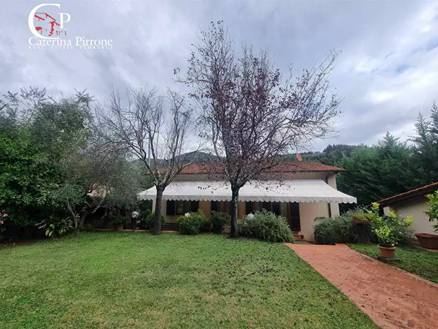 Immagine 9 di Villa in vendita  in via della Fornace 10 a Fiesole