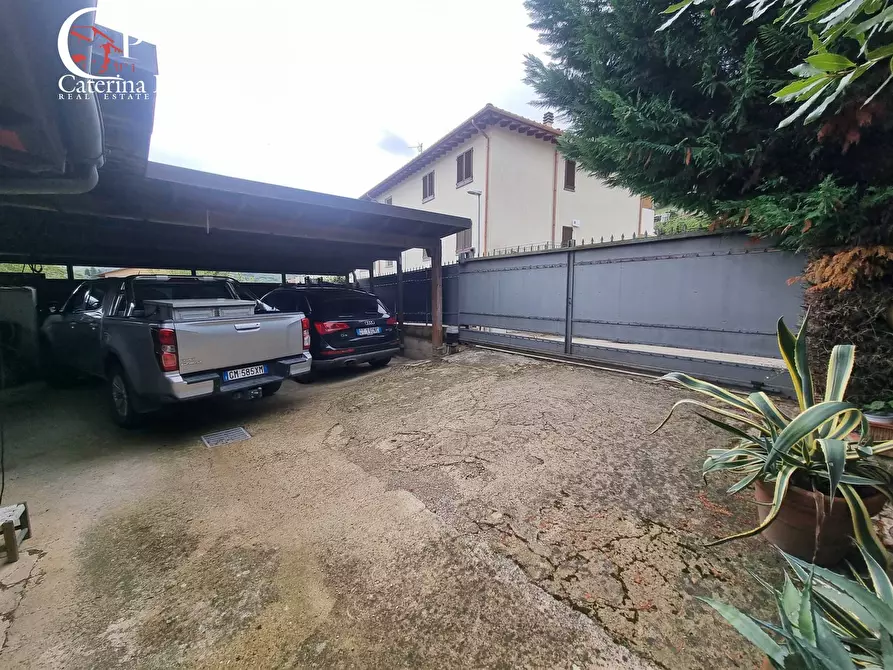 Immagine 41 di Villa in vendita  in via della Fornace 10 a Fiesole