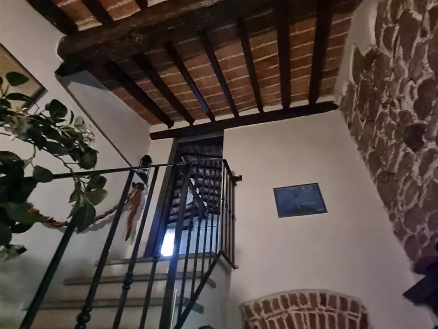 Immagine 15 di Villa in vendita  in via di Tassaia 20 a Borgo San Lorenzo