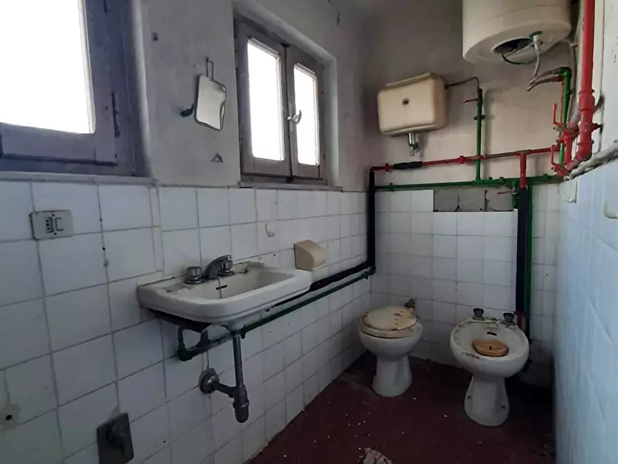 Immagine 30 di Rustico / casale in vendita  in Piazza XXV Aprile 1 a Casale Marittimo