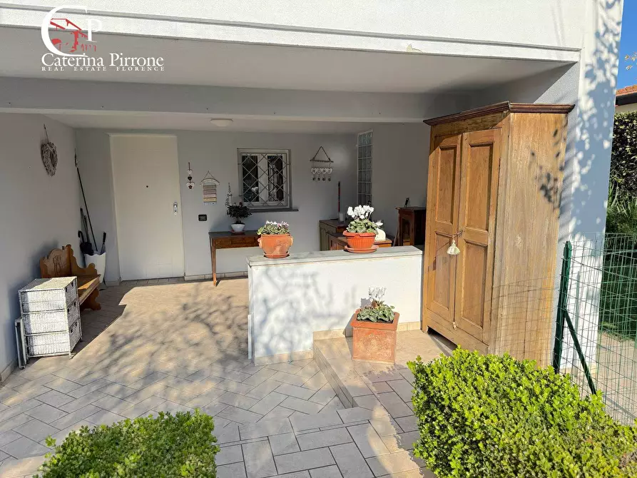 Immagine 27 di Villa in vendita  in via Carlo Ginori 10 a Cecina