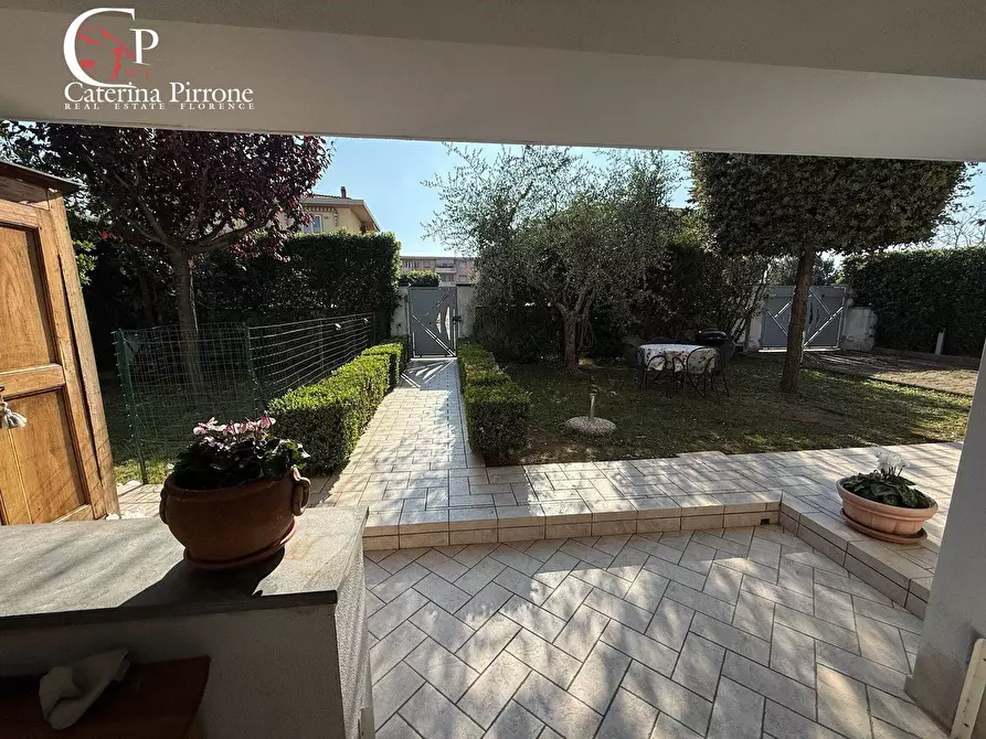 Immagine 29 di Villa in vendita  in via Carlo Ginori 10 a Cecina